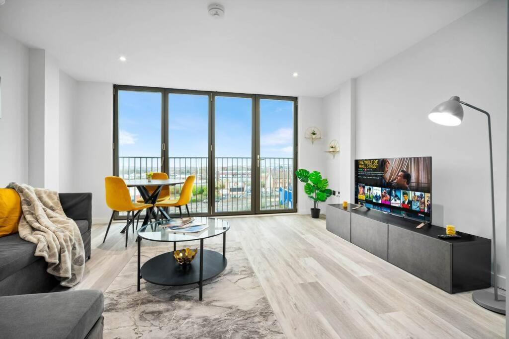 Stylish 2 Bedroom Apartment Close To Everything Birmingham Exterior foto